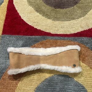 Like-New Ugg Australia Women’s Suede Reversible Shearling Headband Chestnut S/M